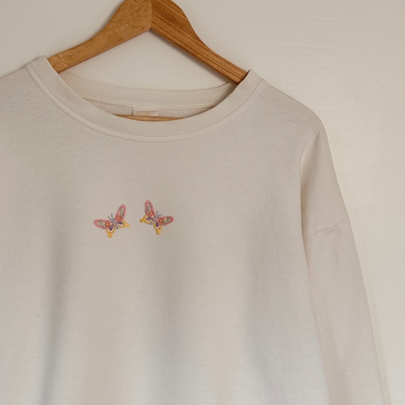 Vintage Oversized Cotton Sweatshirt - white with appliqué butterflies- M - Picture 3 of 4